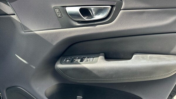 Used Volvo XC60 2023 for sale - 76158791: Photo 29