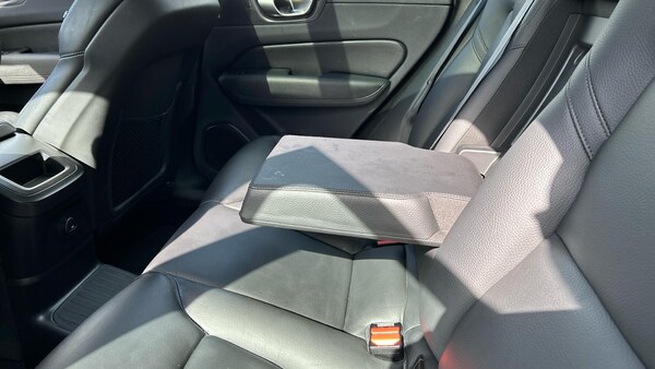 Used Volvo XC60 2023 for sale - 76158791: Photo 34