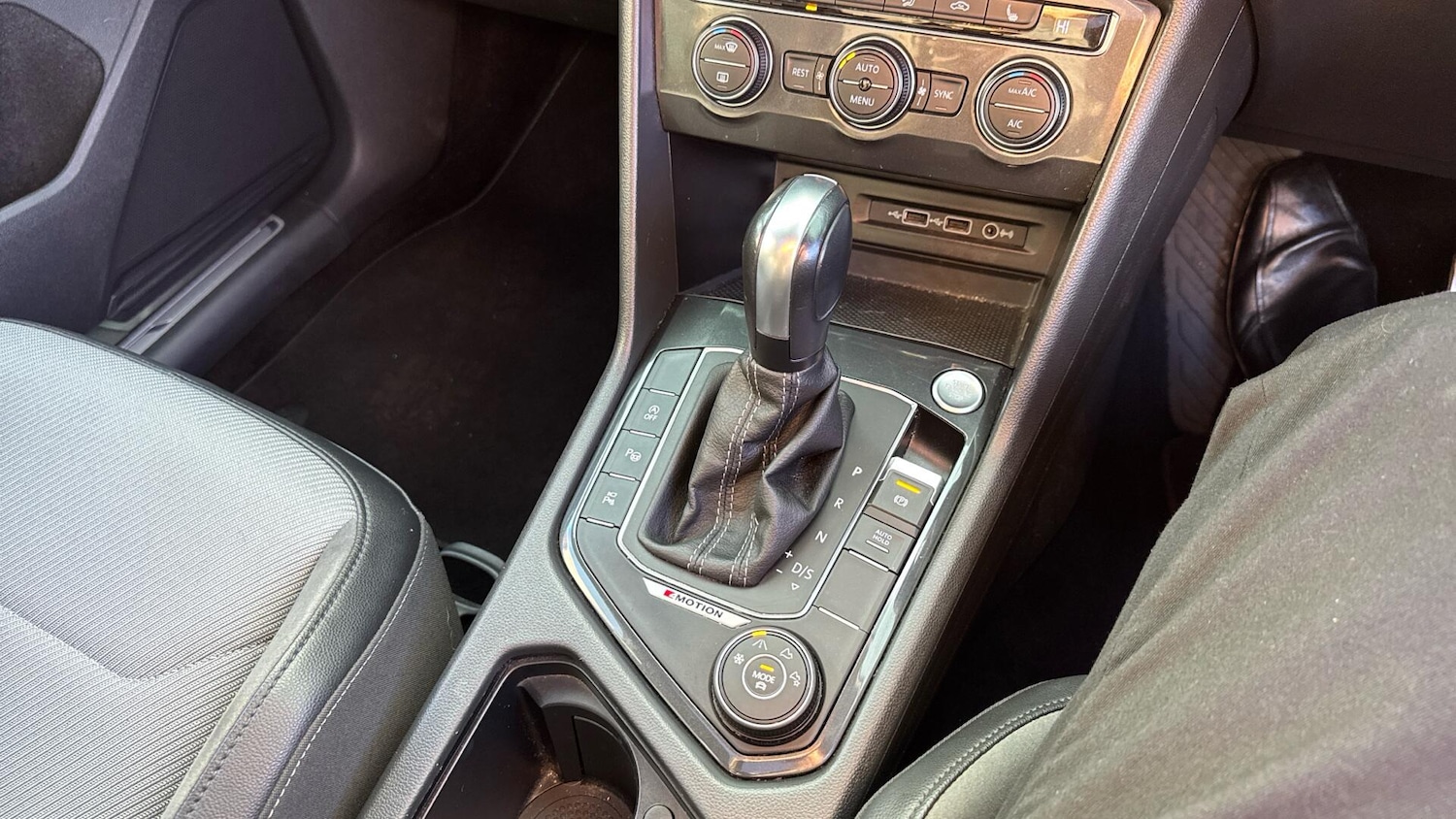 Used Volkswagen Tiguan 2020 for sale - 77469220: Photo 63