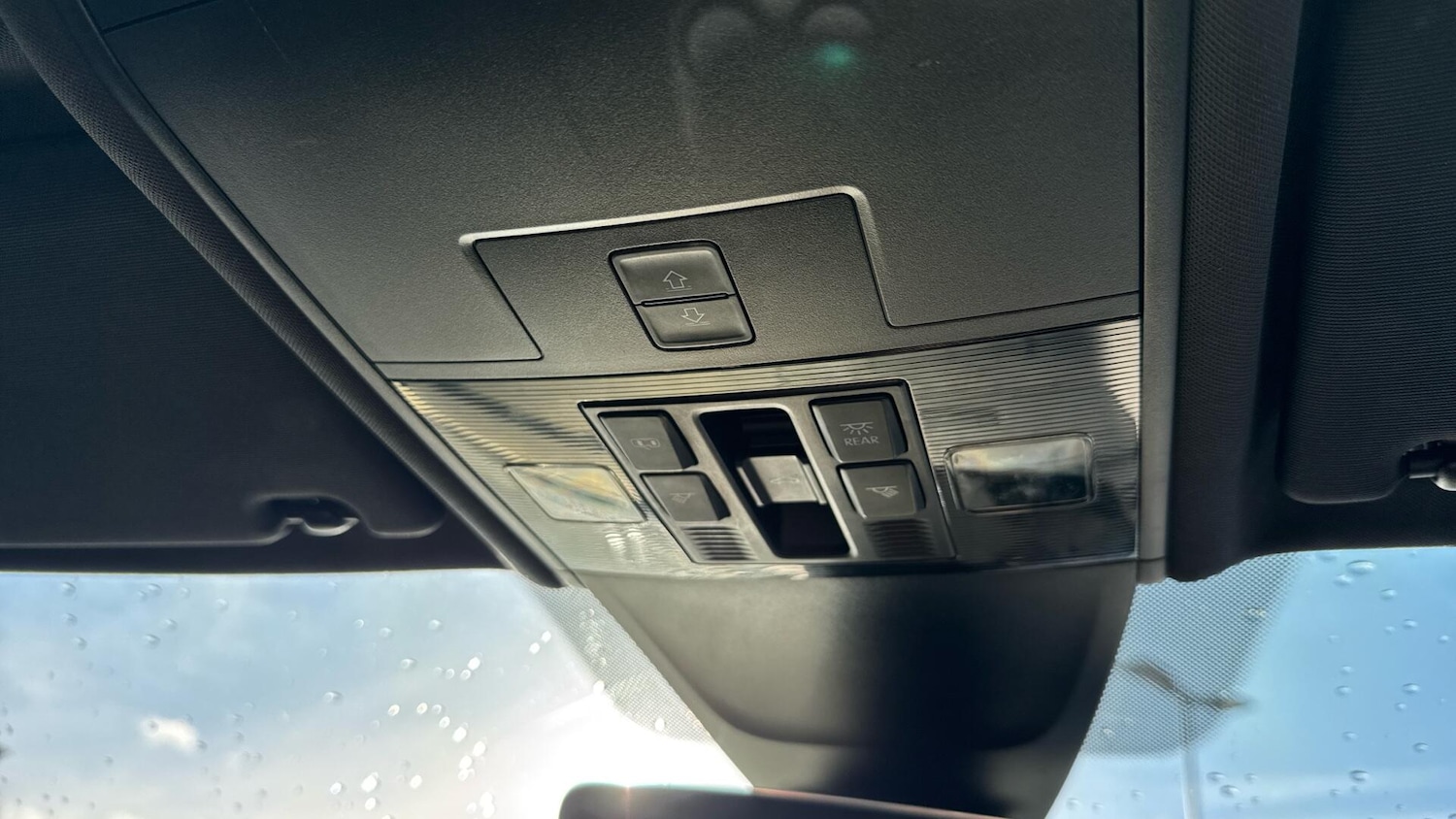 Used Volkswagen Tiguan 2020 for sale - 77469220: Photo 65