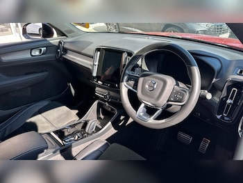 Used Volvo XC40 2021 for sale - 75624004: Photo