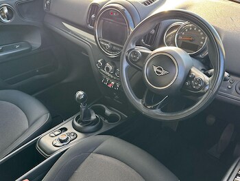 Used MINI Countryman 2018 for sale - 77191989: Photo