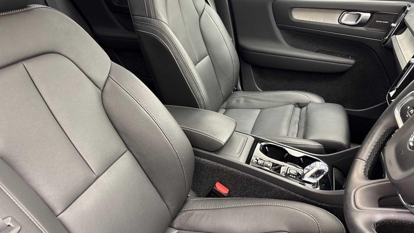 Used Volvo XC40 2024 for sale - 76849809: Photo 30