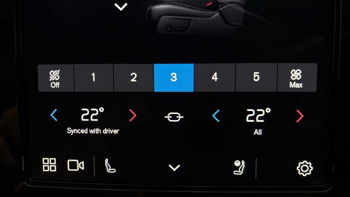 Used Volvo XC40 2024 for sale - 76849809: Photo 41