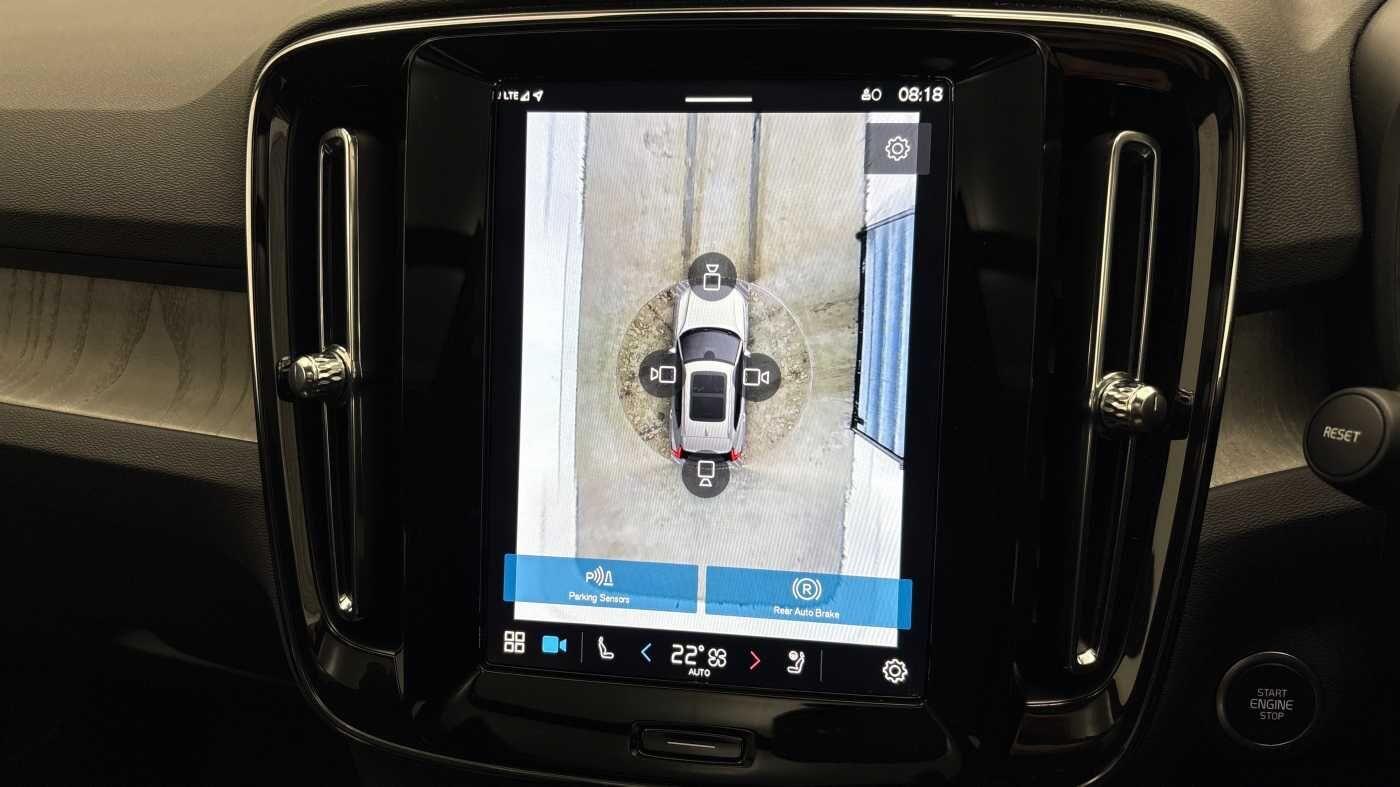 Used Volvo XC40 2024 for sale - 76849809: Photo 43