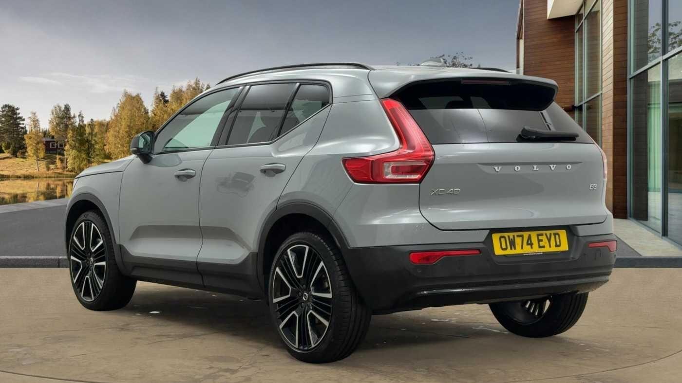 Used Volvo XC40 2024 for sale - 76849809: Photo 6