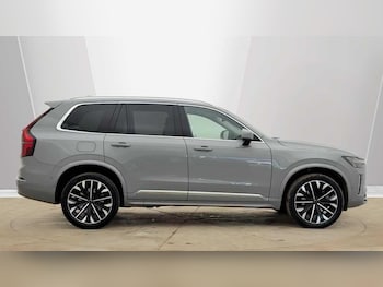 Used Volvo XC90 2025 for sale - 77783048: Photo