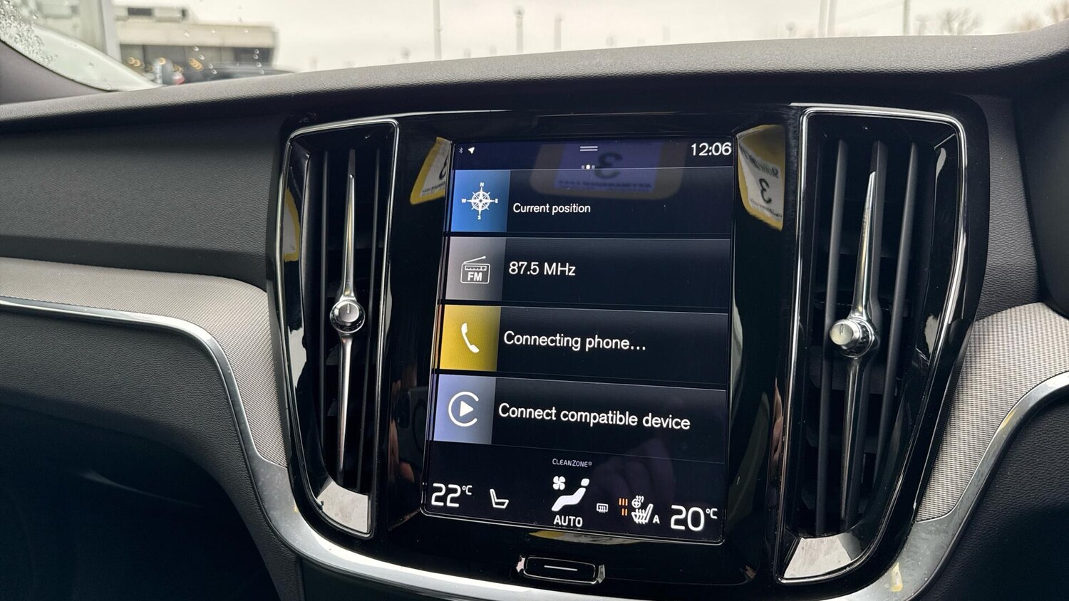 Used Volvo V60 2022 for sale - 77440240: Photo 17