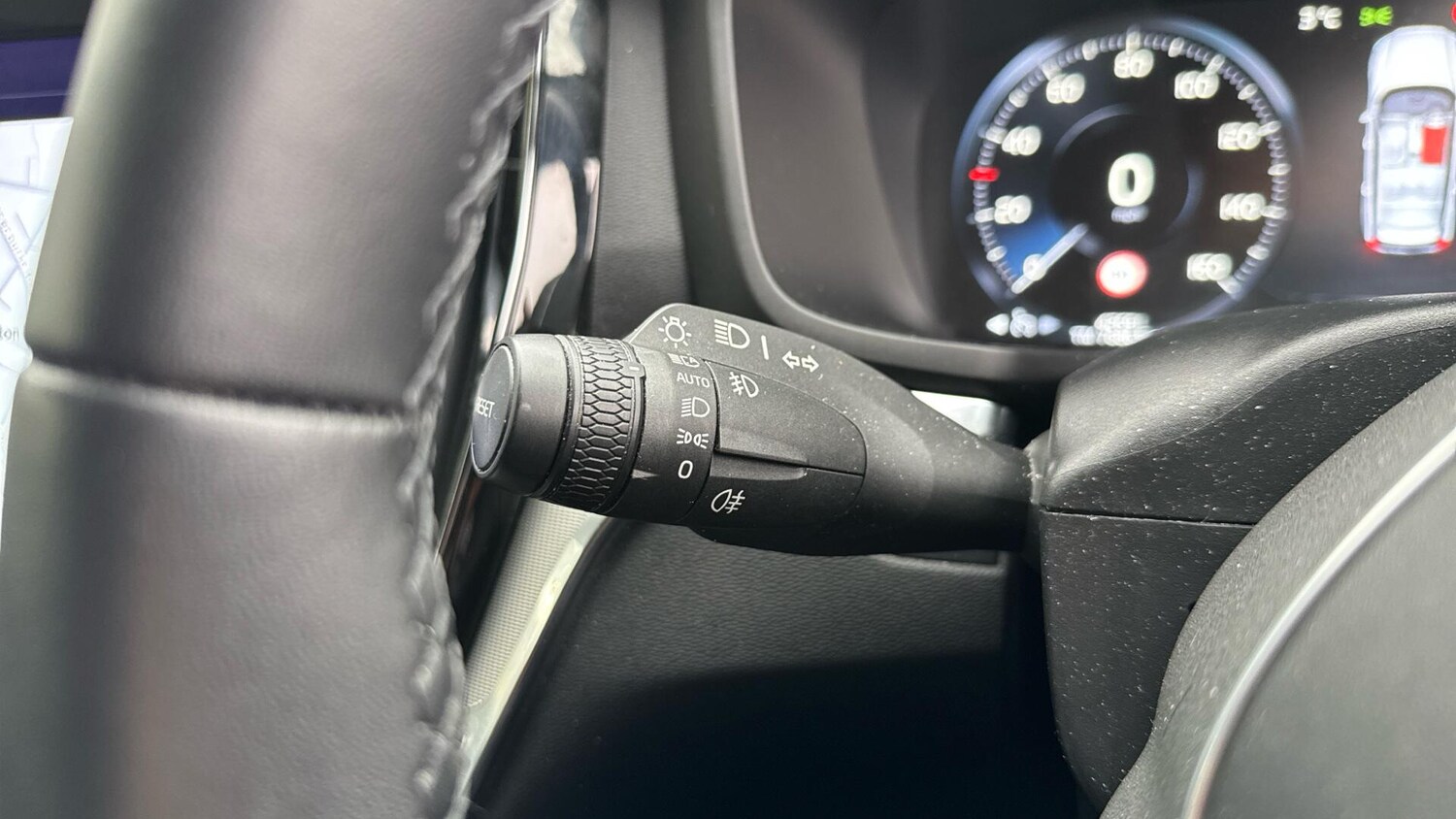 Used Volvo V60 2022 for sale - 77440240: Photo 20