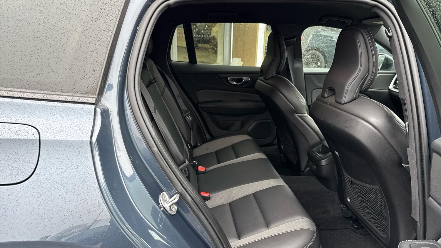 Used Volvo V60 2022 for sale - 77440240: Photo 6