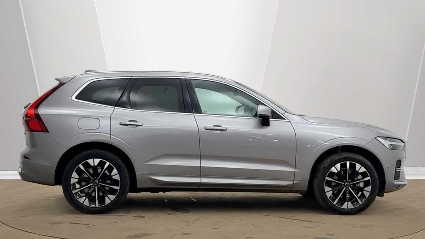 Used Volvo XC60 2025 for sale - 77564835: Photo 2