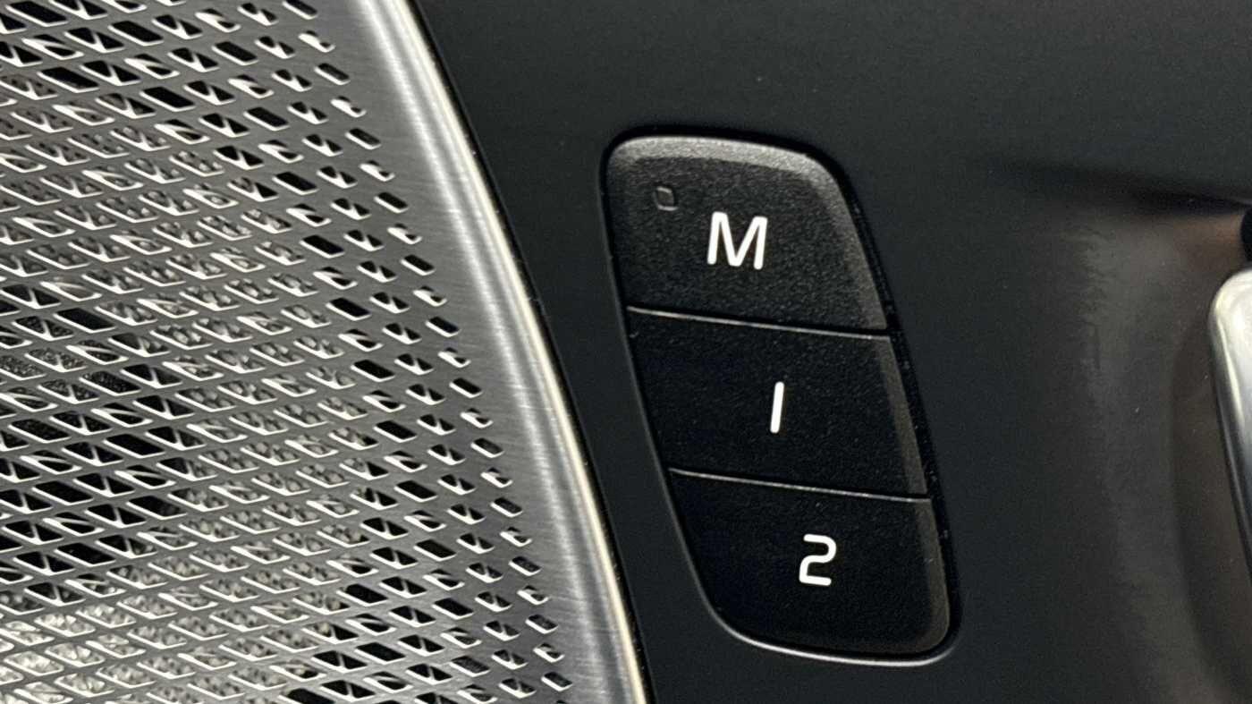 Used Volvo XC60 2025 for sale - 77564835: Photo 26