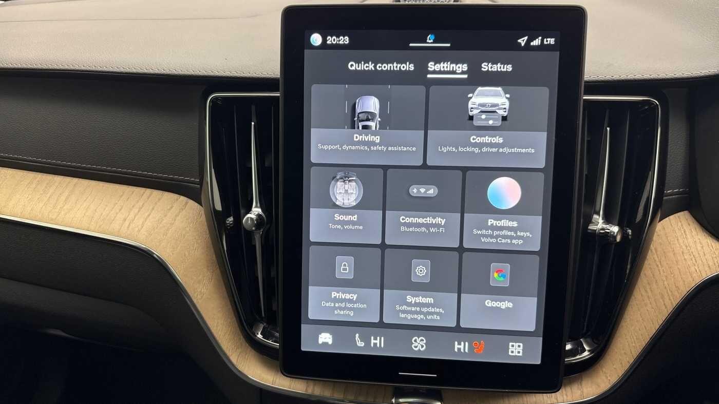 Used Volvo XC60 2025 for sale - 77564835: Photo 35