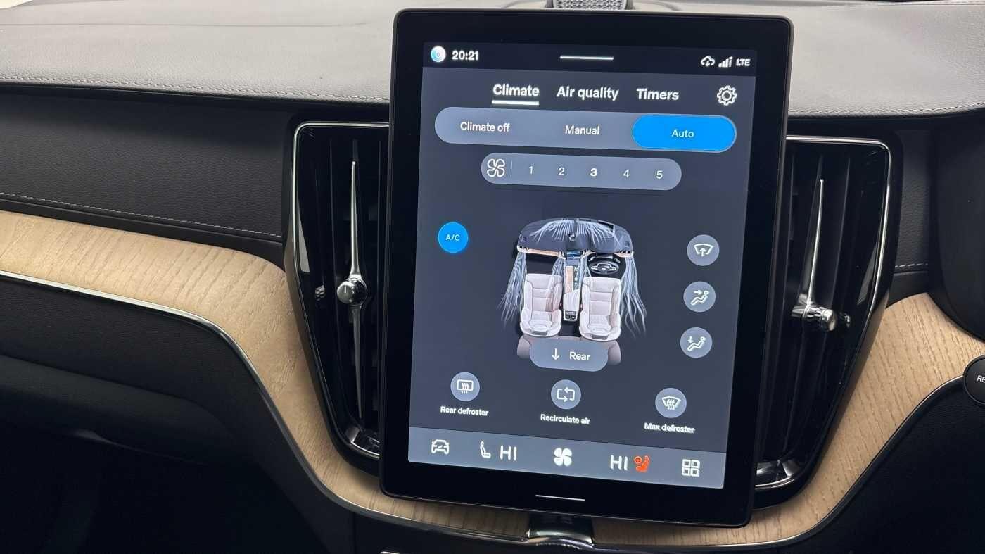 Used Volvo XC60 2025 for sale - 77564835: Photo 39