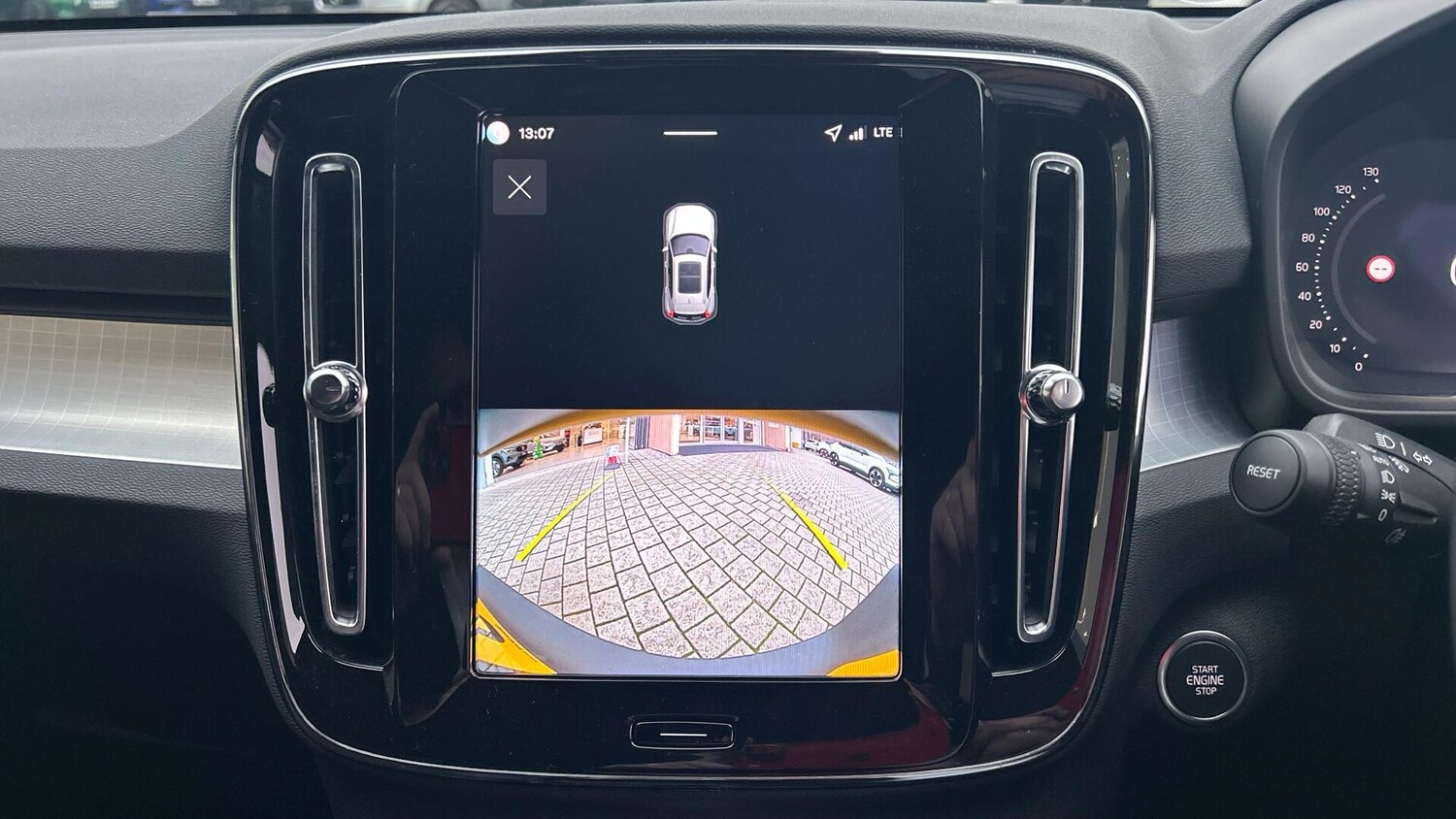 Used Volvo XC40 2025 for sale - 77074659: Photo 19