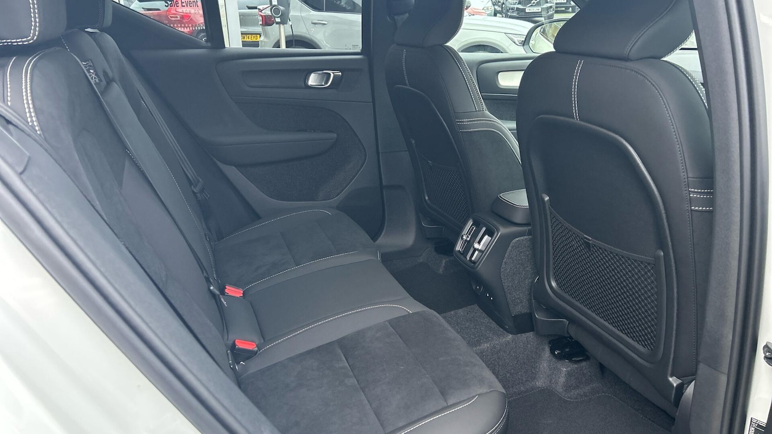 Used Volvo XC40 2025 for sale - 77074659: Photo 6