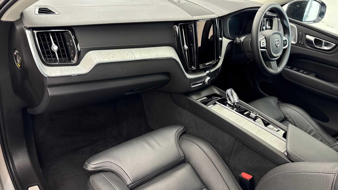 Used Volvo XC60 2025 for sale - 77982299: Photo 6