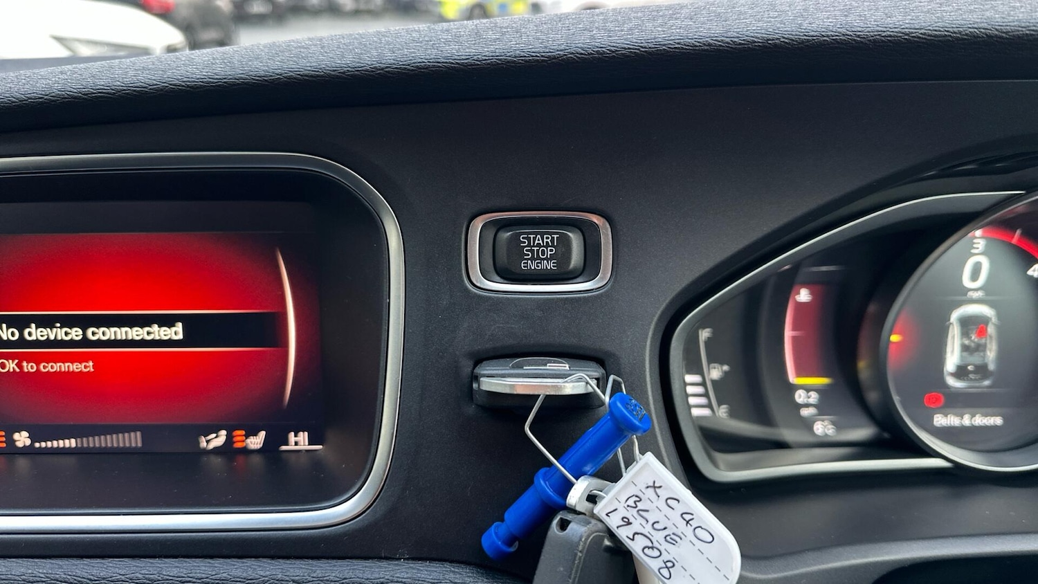 Used Volvo V40 2017 for sale - 77081314: Photo 27