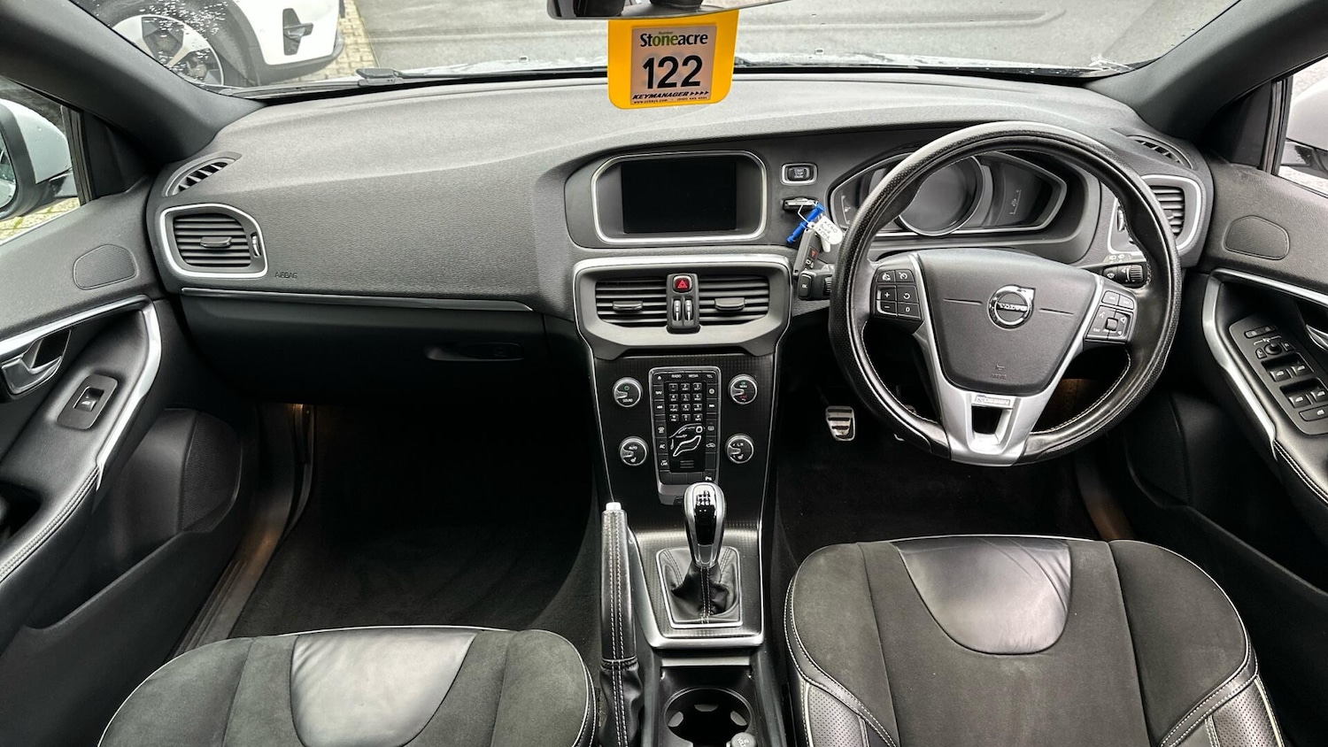 Used Volvo V40 2017 for sale - 77081314: Photo 5