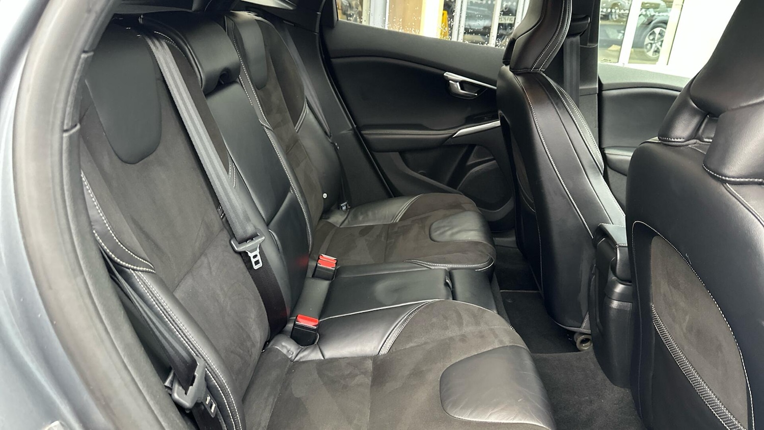 Used Volvo V40 2017 for sale - 77081314: Photo 6