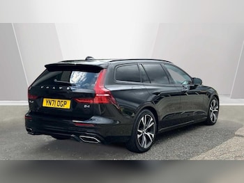 Used Volvo V60 2021 for sale - 75905500: Photo