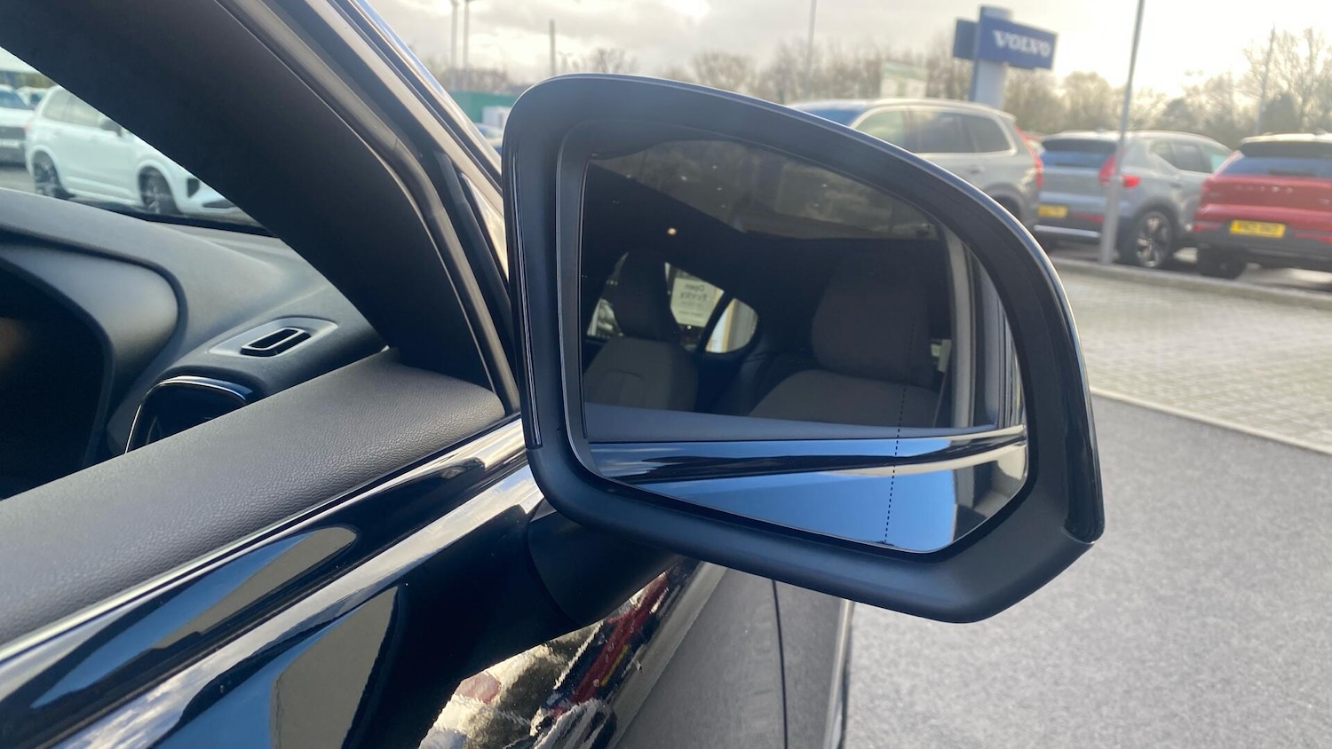 Used Volvo C40 for sale - 78100346: Photo 32