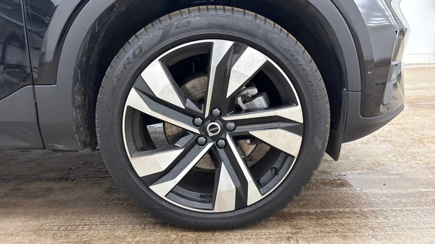 Used Volvo XC40 2024 for sale - 76714789: Photo 17