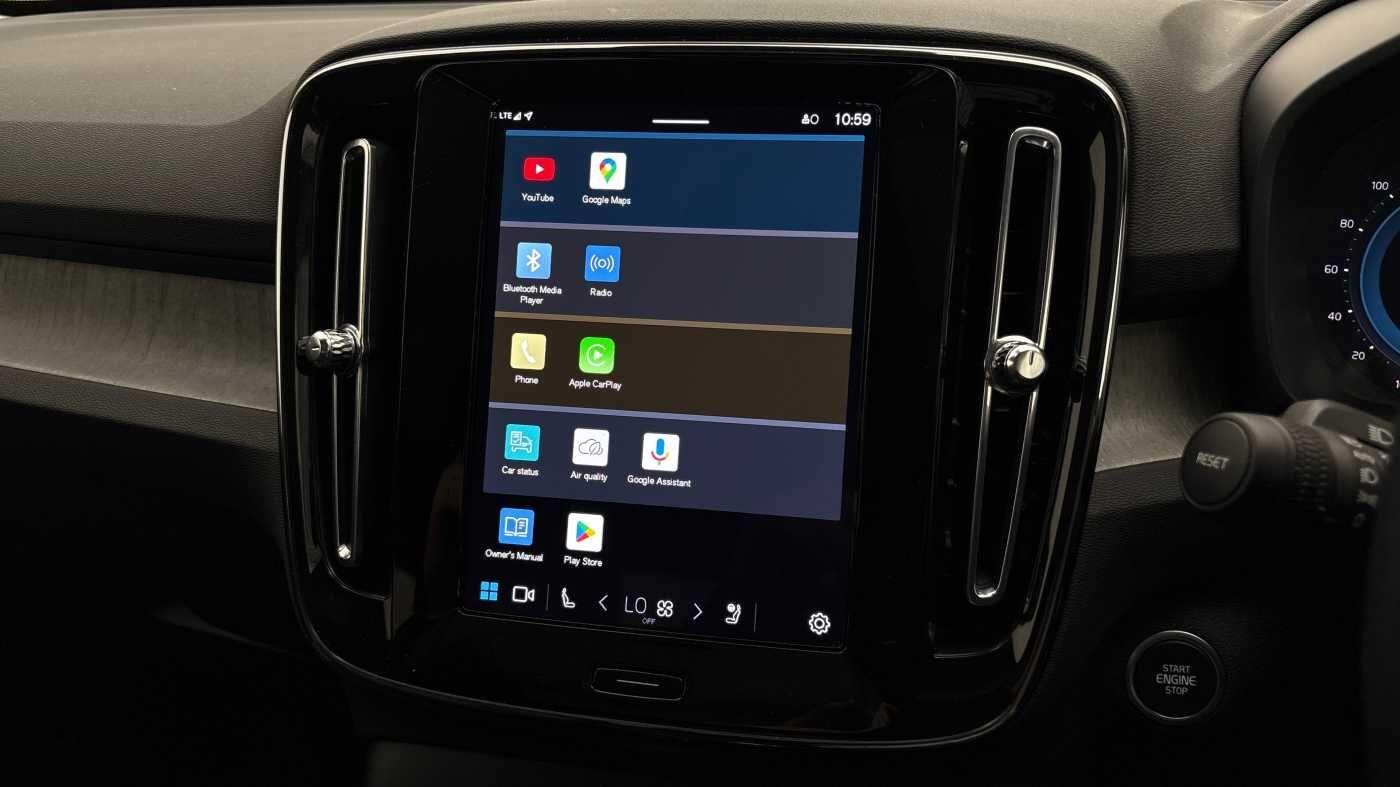 Used Volvo XC40 2024 for sale - 76714789: Photo 35