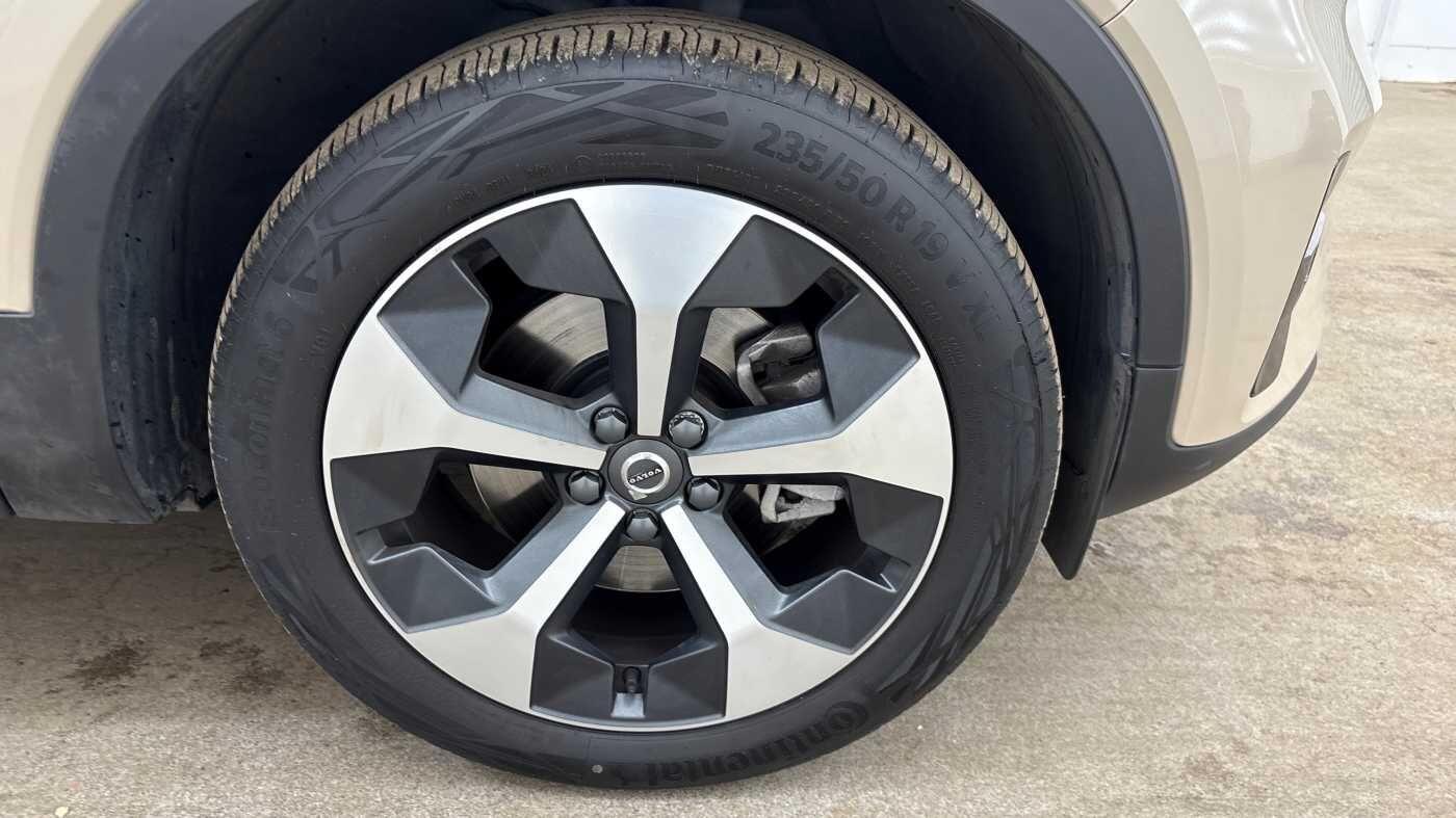 Used Volvo XC40 2024 for sale - 77091377: Photo 17