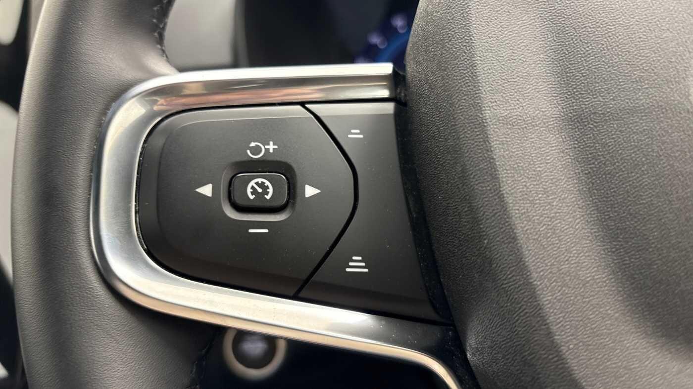 Used Volvo XC40 2024 for sale - 77091377: Photo 32