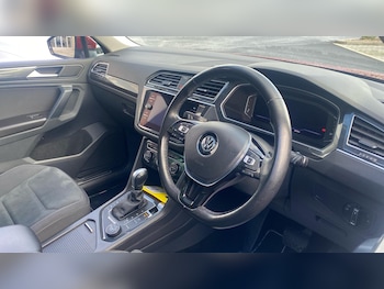 Used Volkswagen Tiguan 2019 for sale - 75867042: Photo