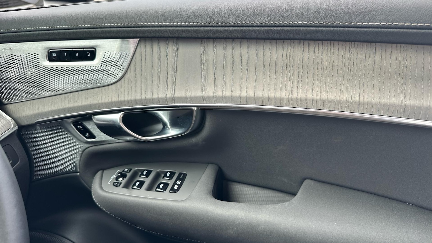 Used Volvo XC90 2025 for sale - 77537679: Photo 30