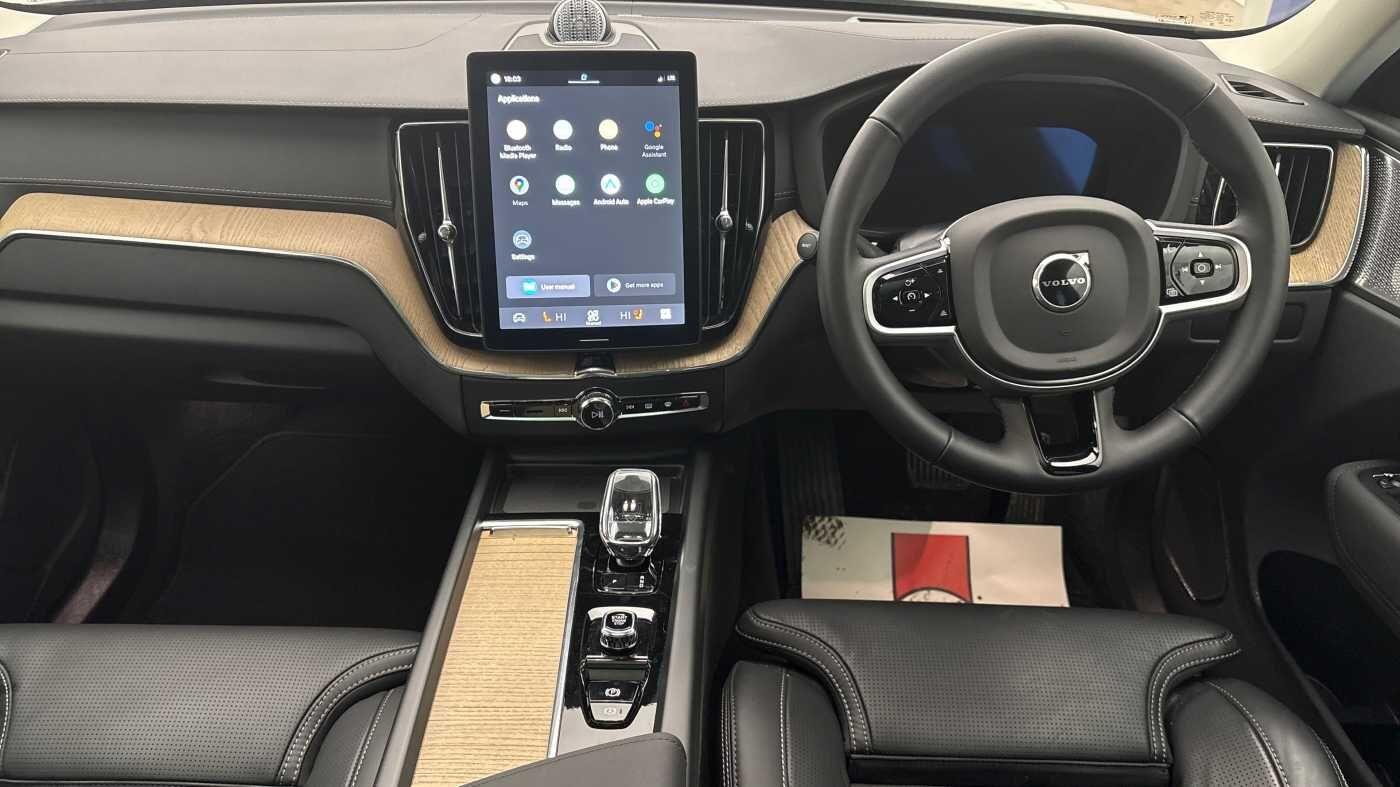 Used Volvo XC60 2025 for sale - 77387547: Photo 10