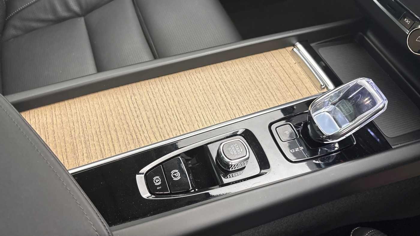 Used Volvo XC60 2025 for sale - 77387547: Photo 32