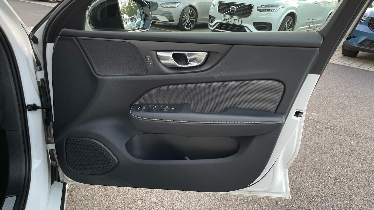 Used Volvo S60 2022 for sale - 76759767: Photo 29