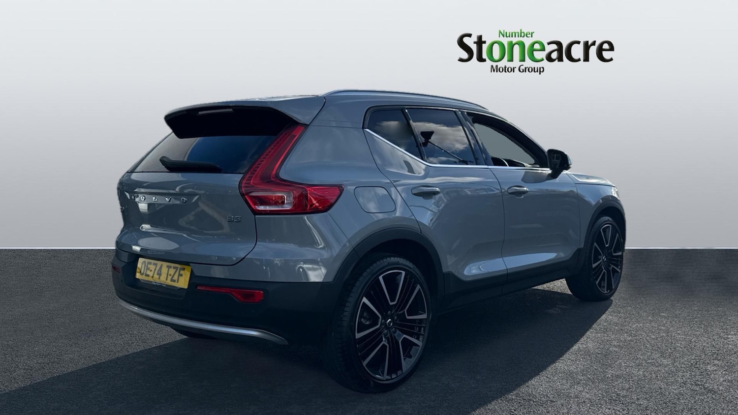 Used Volvo XC40 2024 for sale - 76825092: Photo 2