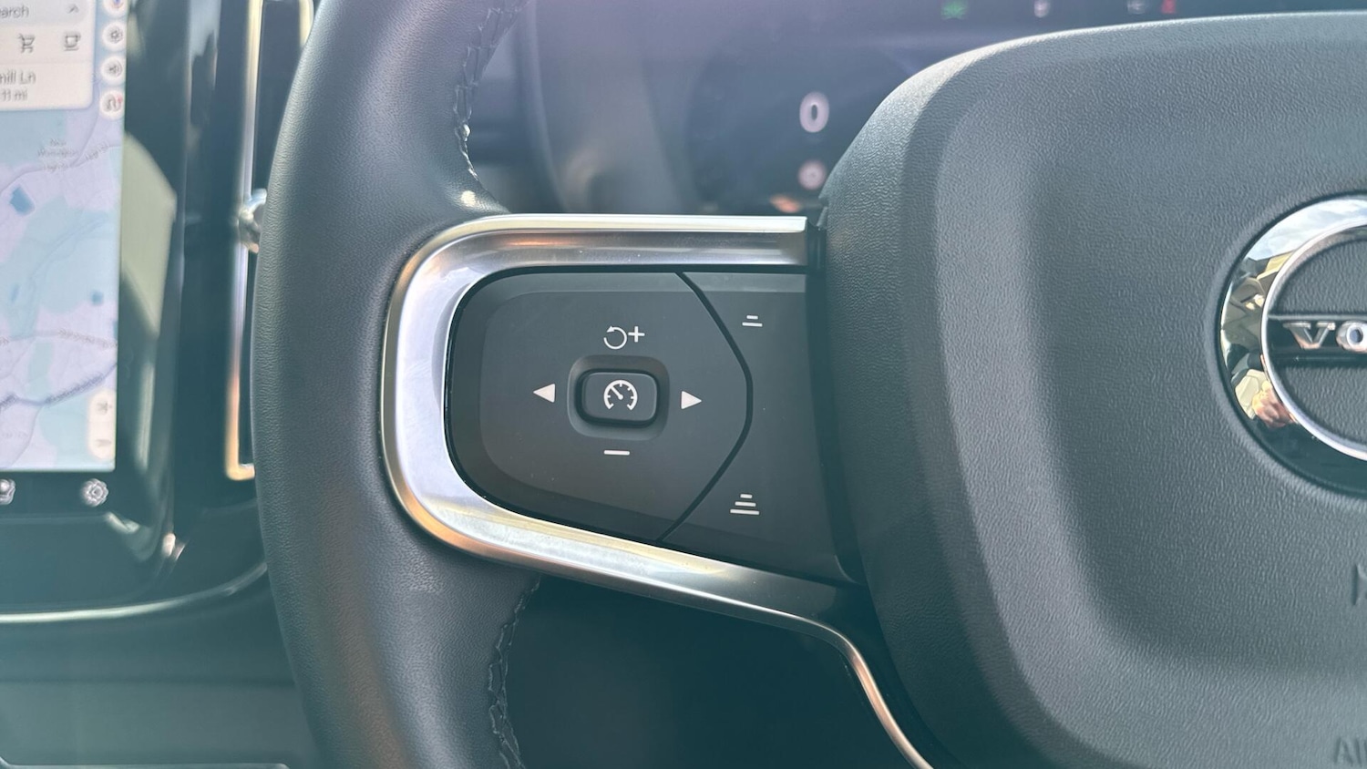 Used Volvo XC40 2024 for sale - 76825092: Photo 20