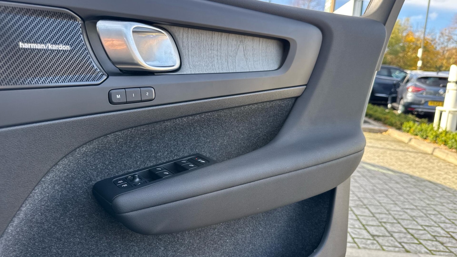 Used Volvo XC40 2024 for sale - 76825092: Photo 27