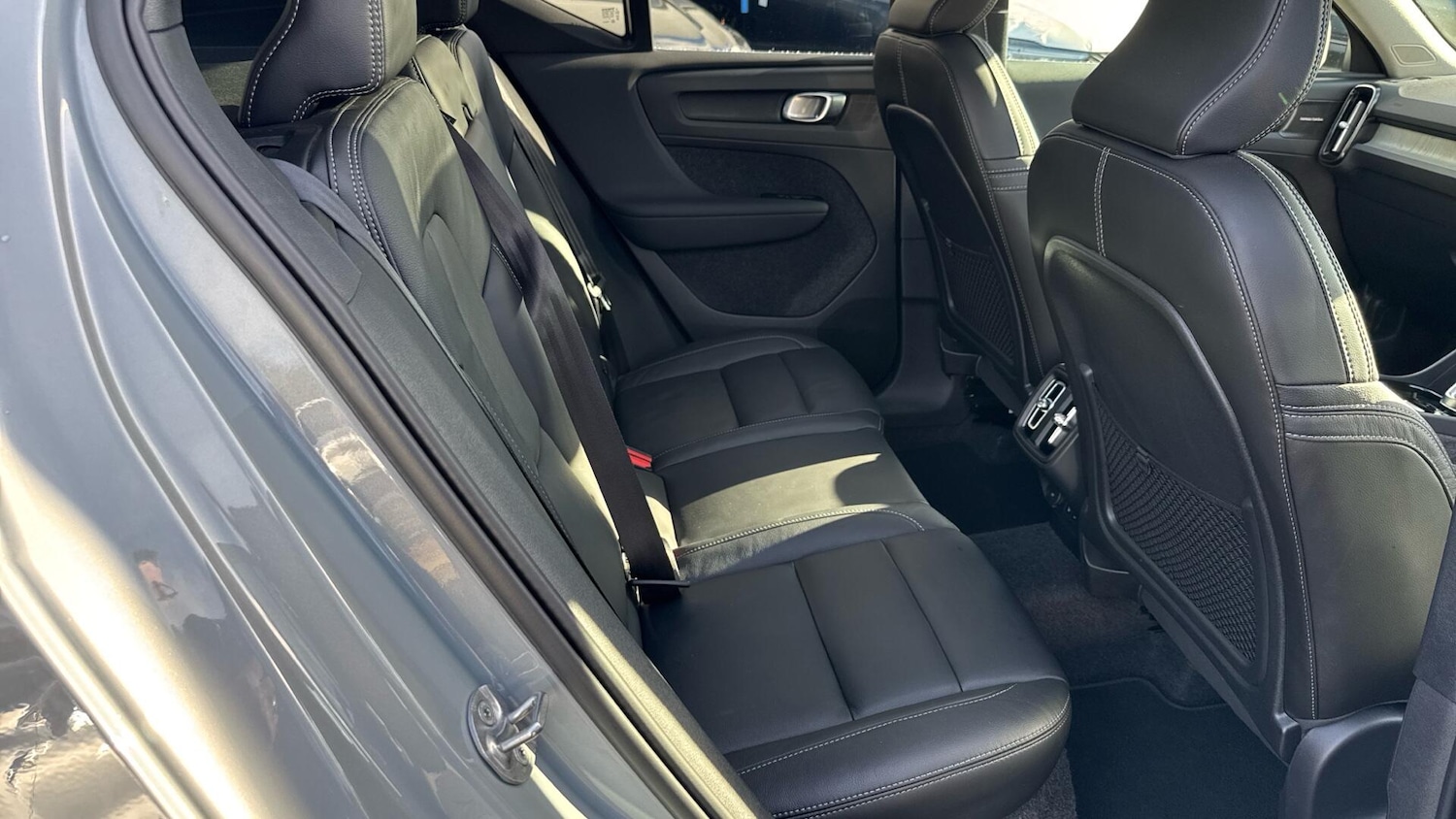 Used Volvo XC40 2024 for sale - 76825092: Photo 31