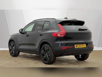 Used Volvo XC40 2025 for sale - 78910933: Photo