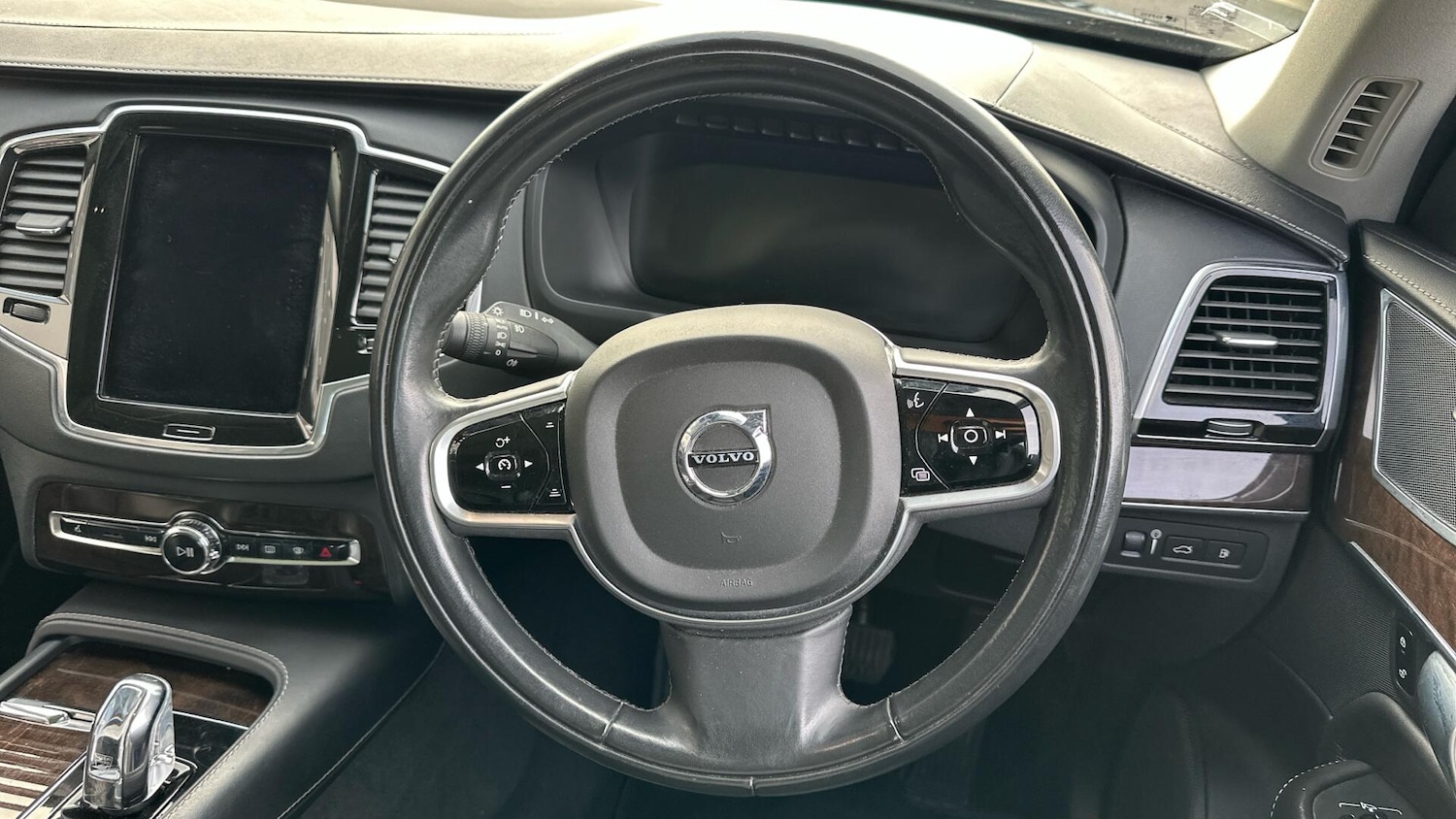 Used Volvo XC90 2017 for sale - 76538607: Photo 10