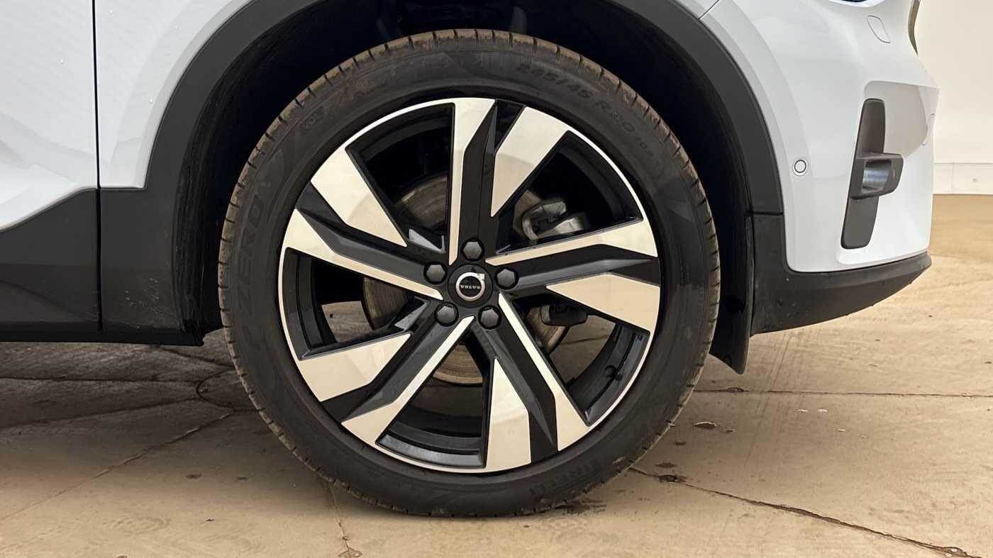 Used Volvo XC40 2025 for sale - 77424924: Photo 17