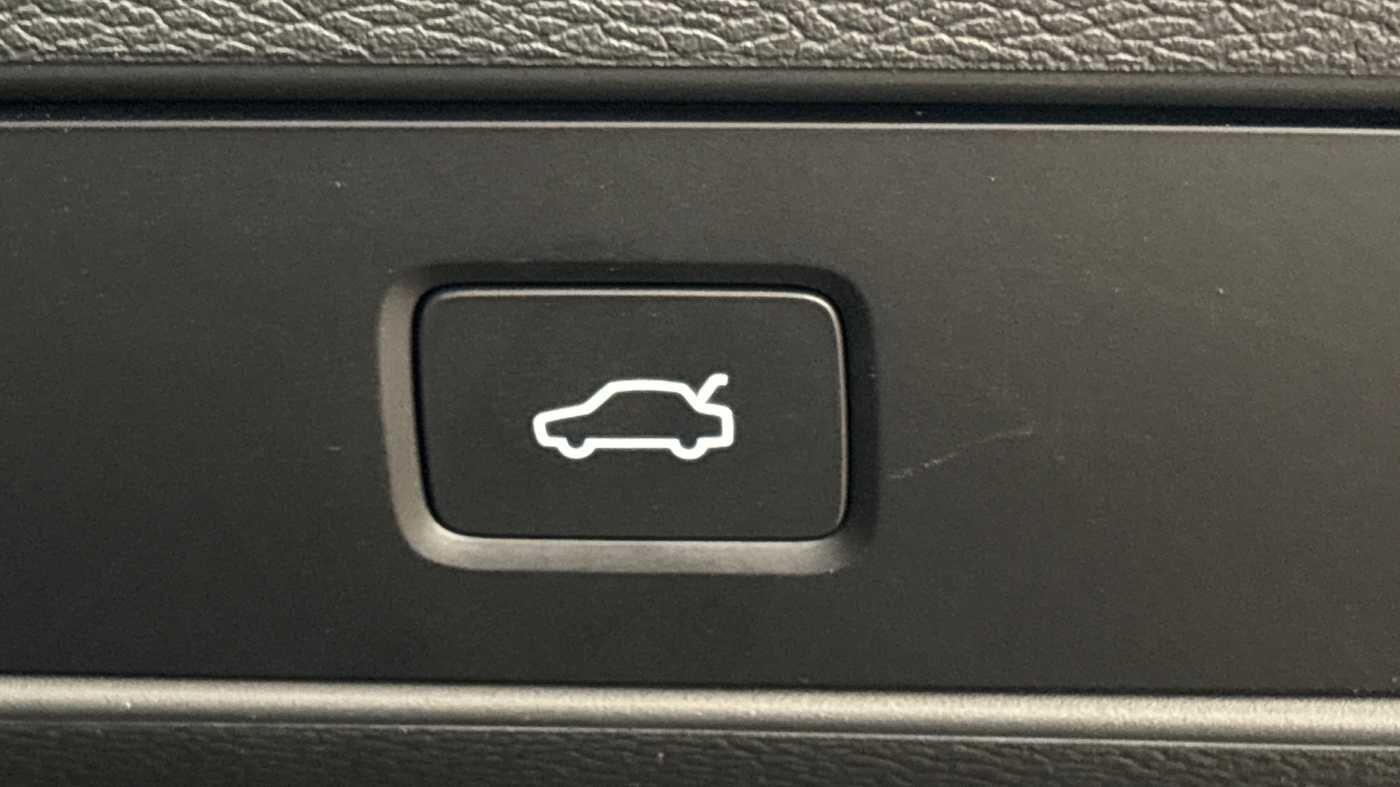 Used Volvo XC40 2025 for sale - 77424924: Photo 31