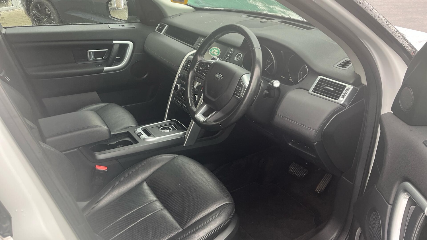 Used Land Rover Discovery Sport 2018 for sale - 77574261: Photo 4