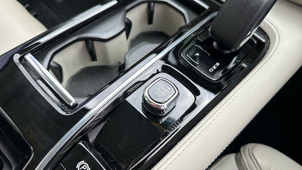 Used Volvo S60 2024 for sale - 75657716: Photo 27