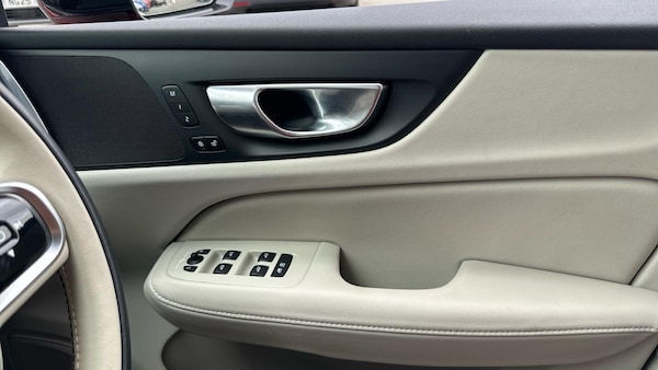 Used Volvo S60 2024 for sale - 75657716: Photo 29