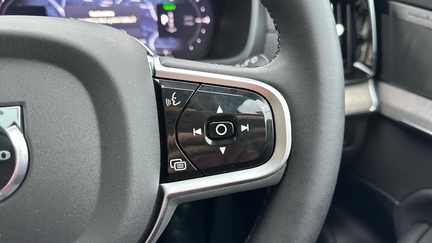 Used Volvo XC90 for sale - 77191088: Photo 22