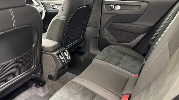 Used Volvo XC40 2024 for sale - 76246919: Photo 14