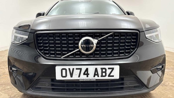 Used Volvo XC40 2024 for sale - 76246919: Photo 25