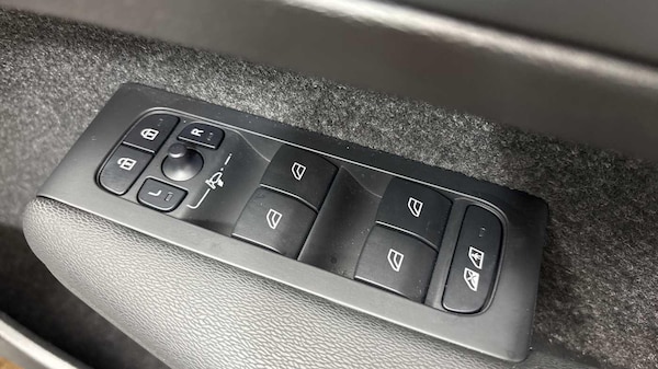 Used Volvo XC40 2024 for sale - 76246919: Photo 26